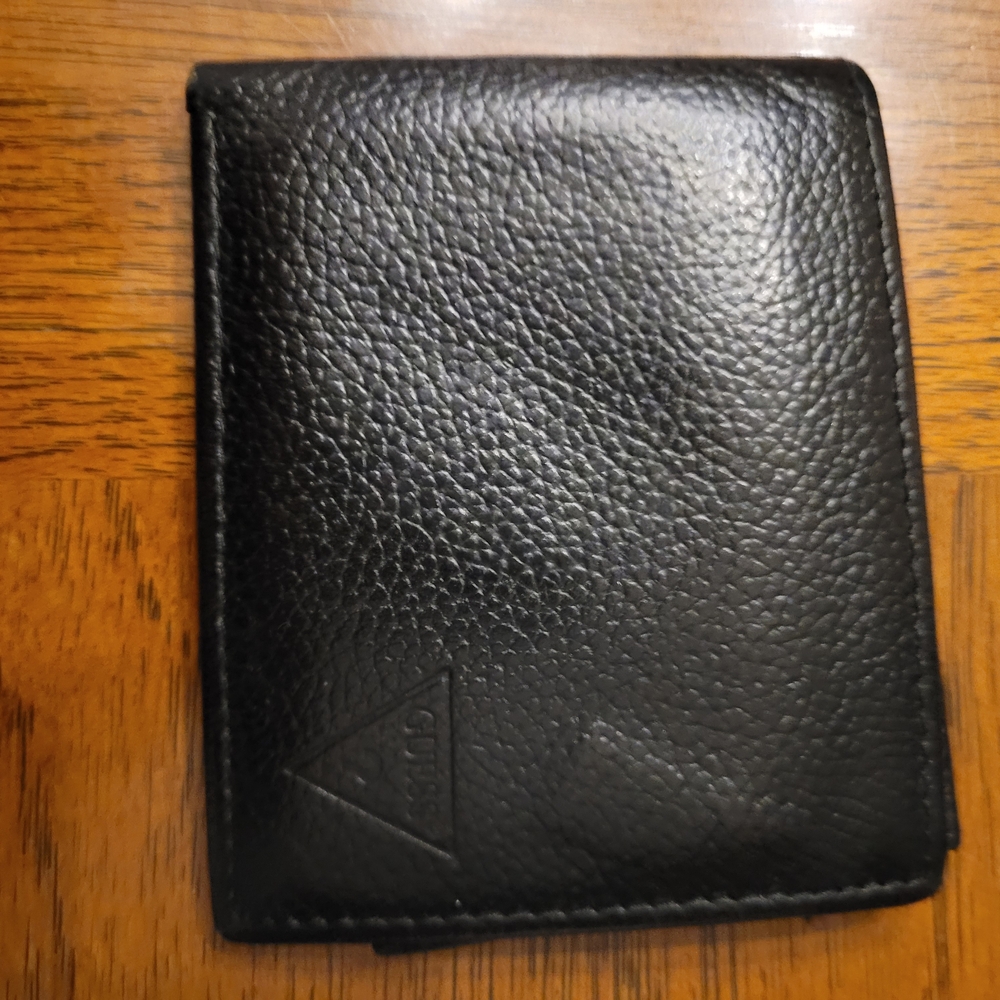 Guess Black Textured Leather Card Holder
